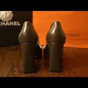 Christian Dior! Authentic, couture collection 👠